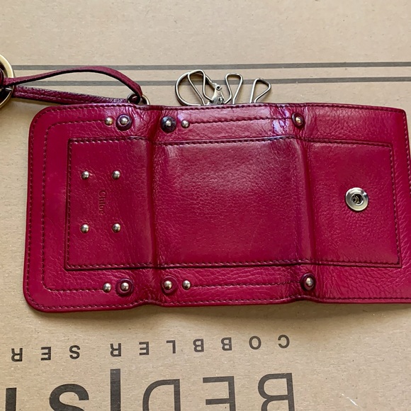 Chloe 6 key/card holder w signature mini padlock - Picture 10 of 17